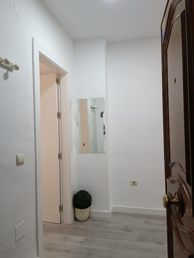 Acogedor Apartamento Cerca Del Centro Historico De 말라가 외부 사진